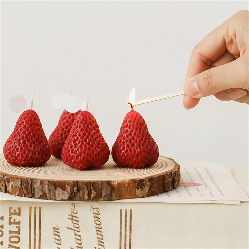 1pcs New Strawberry Candles Soy Wax Aromatherapy Scented Candles Cake Toppers For Birthday Party Baby Shower Home Decorations